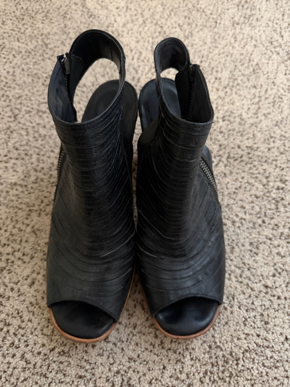Paul Green Cayenne Black Women's Open-Toe Ankle Booties size 9